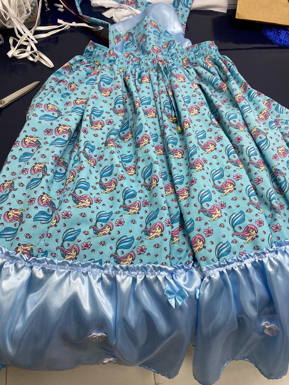 Roupas Mauren (Jardineira, bolsa doce e bombacho) 