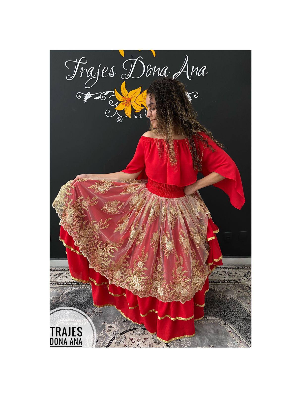 Saia de Pomba Gira vermelha em crepe com tule dourado Trajes