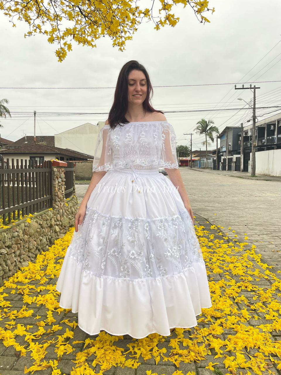 Saia de Umbanda 3 babados de crepe com o meio em Tule Bordado