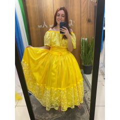 Saia Amarela de Cetim com Glitter e Barra Bordada Saia Amarela de Cetim com Glitter e Barra Bordada