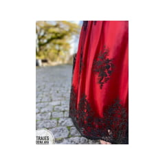 Saia de Pomba Gira em tule bordado preto com vermelho 