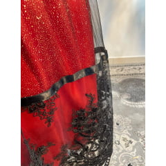 Saia Vermelha e Preta de Cetim com Glitter e Barra Bordada