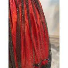 Saia Vermelha e Preta de Cetim com Glitter e Barra Bordada